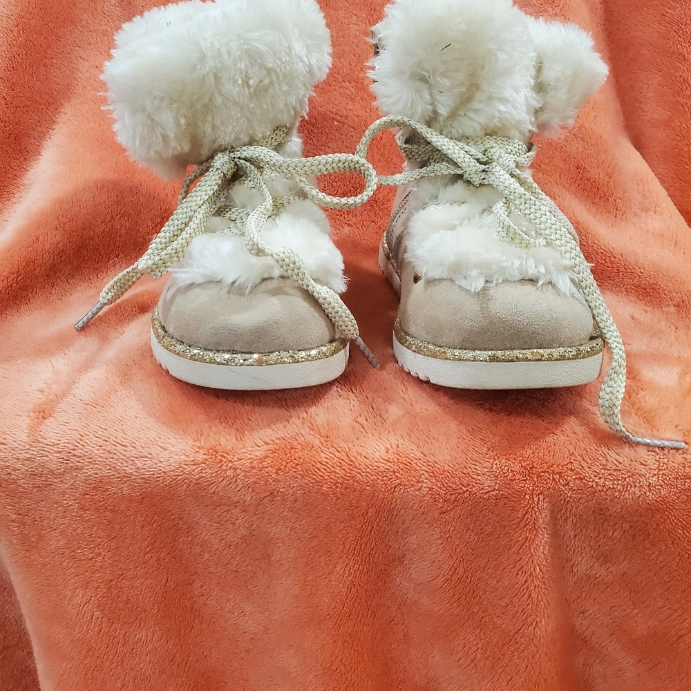 Kids shoes
